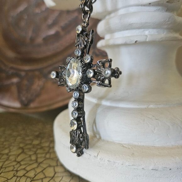 Vintage Rhinestone Edwardian Cross Pendant Necklace Women Goth Gray Black - Picture 2 of 4